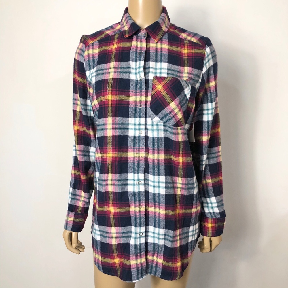 Make + Model NWOT plaid button down tunic shirt